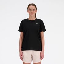 Poly-Tees-Mujer-New-Balance-Mujer-Sport-Essentials-WT41222BK_1