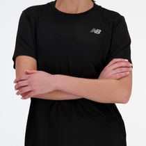 Poly-Tees-Mujer-New-Balance-Mujer-Sport-Essentials-WT41222BK_4